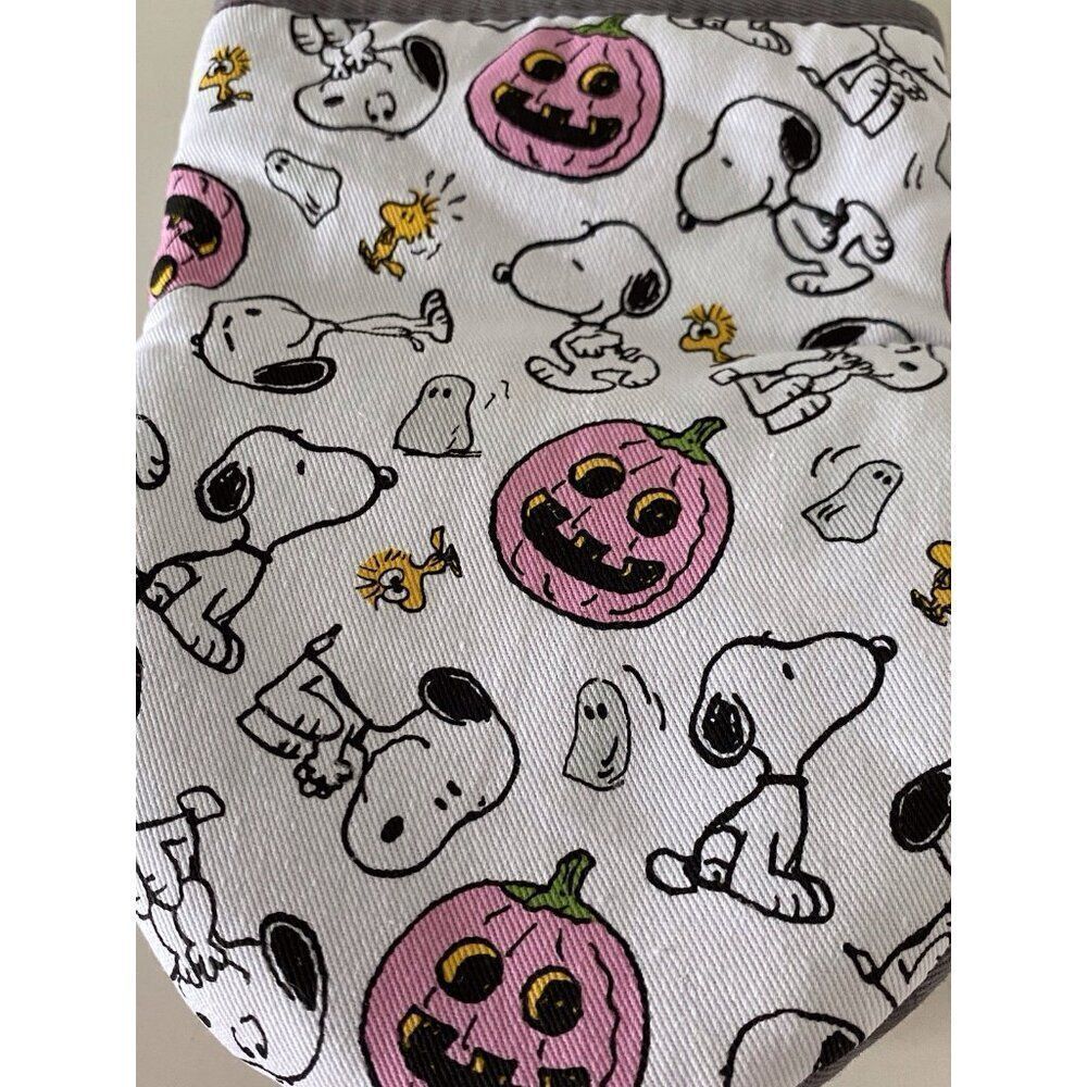 2 Pk Peanuts Halloween Snoopy Woodstock Pink Pumpkin Ghost Mini Oven‎ Mitts NEW - Picture 9 of 12